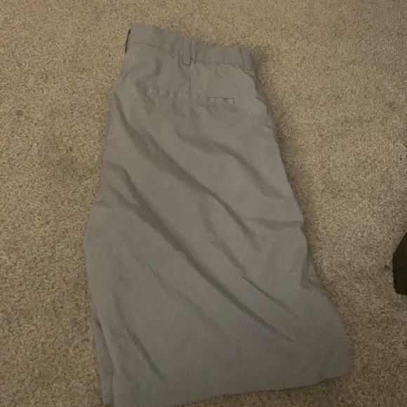 PGA Tour Golf Shorts Mens - 32” waist - Picture 2 of 4